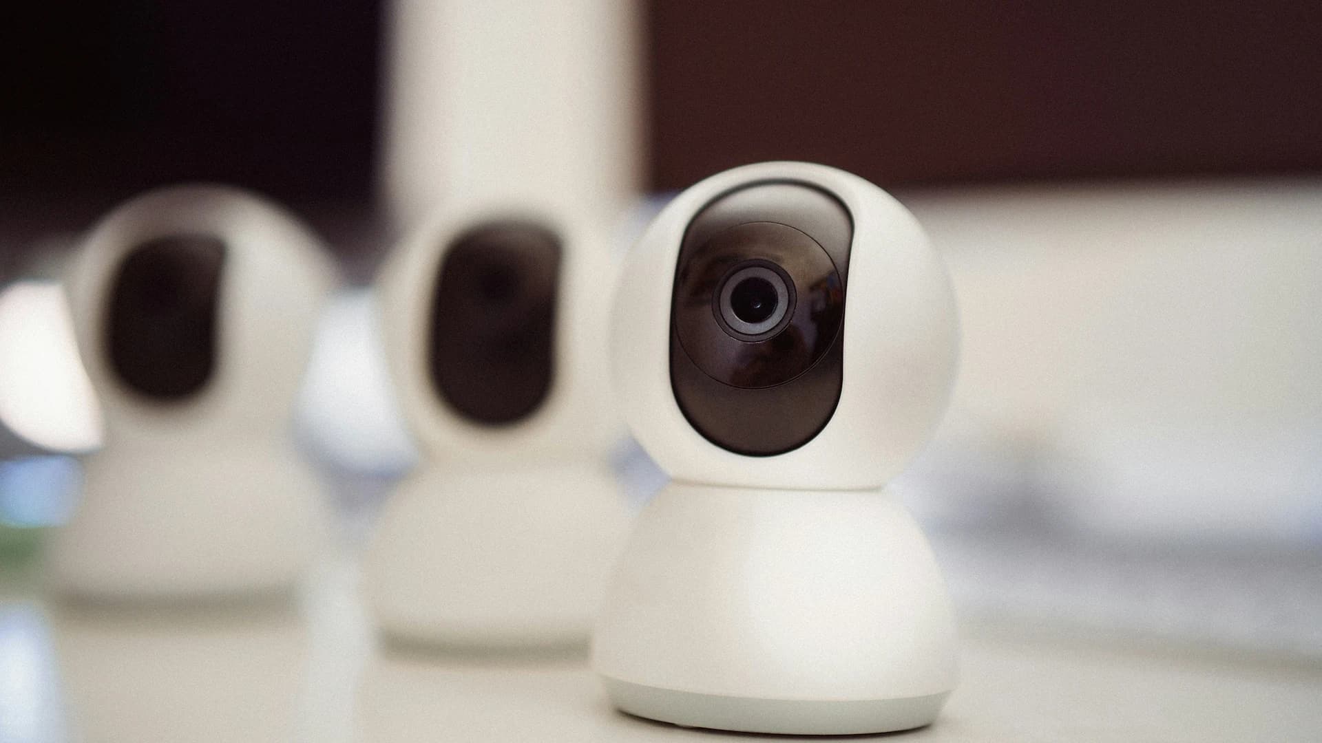 Câmaras e sistemas de videovigilância Hikvision